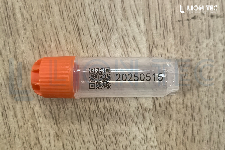 醫(yī)療器械標識解決方案-微型試劑管：UV噴碼機助力高效合規(guī)標識管理